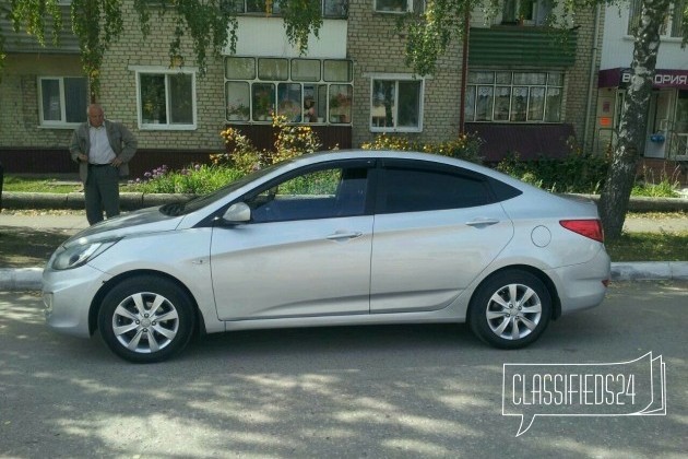 Hyundai Solaris, 2012 в городе Атяшево, фото 2, Мордовия