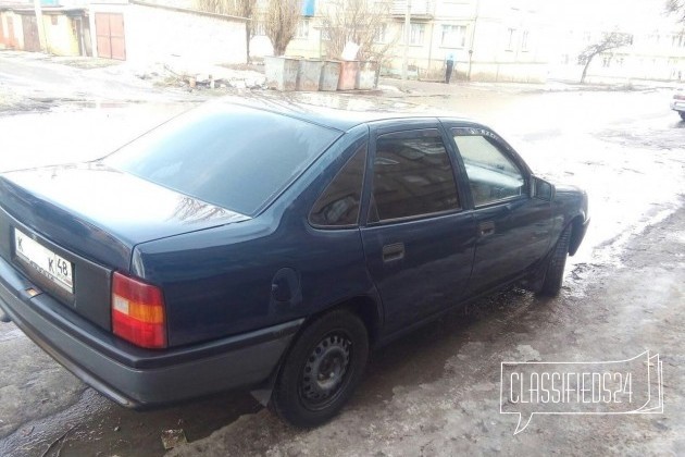 Opel Vectra, 1991 в городе Елец, фото 8, телефон продавца: +7 (920) 244-25-47