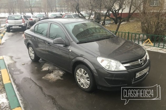 Opel Astra, 2012 в городе Москва, фото 2, Московская область