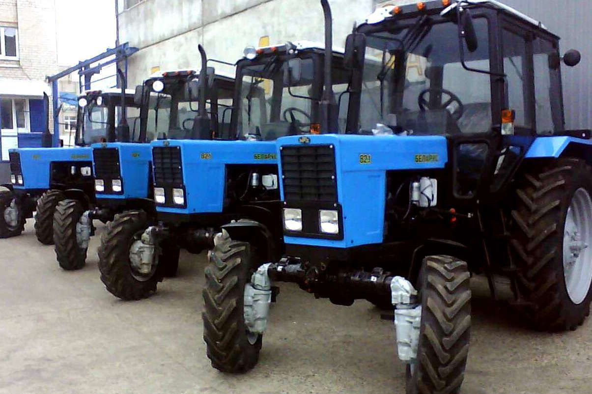 Трактор МТЗ-82 новый с завода