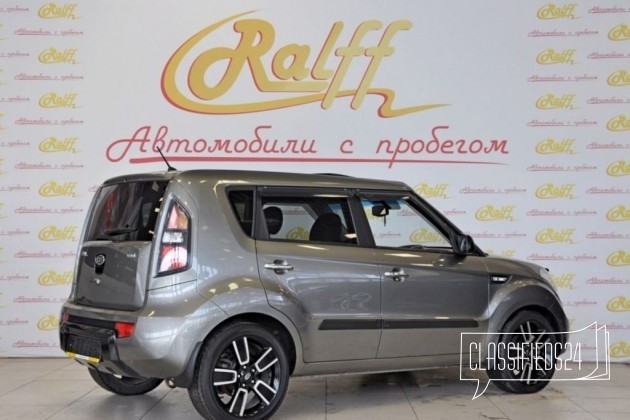 KIA Soul 1.6 AT, 2011, хетчбэк в городе Санкт-Петербург, фото 4, стоимость: 515 000 руб.