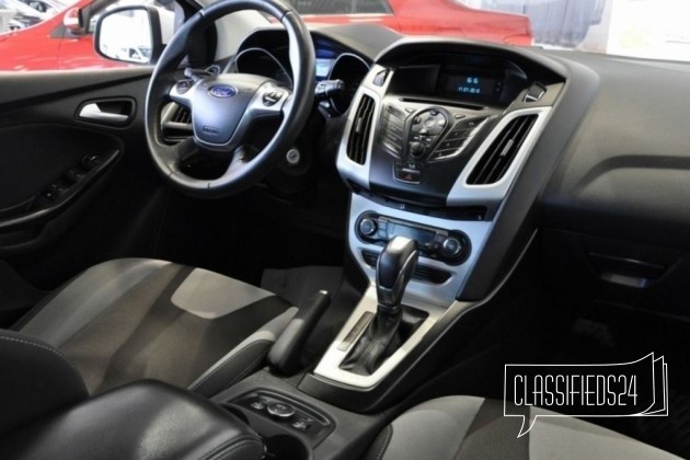 Ford Focus 1.6 AT, 2012, хетчбэк в городе Санкт-Петербург, фото 6, Ford