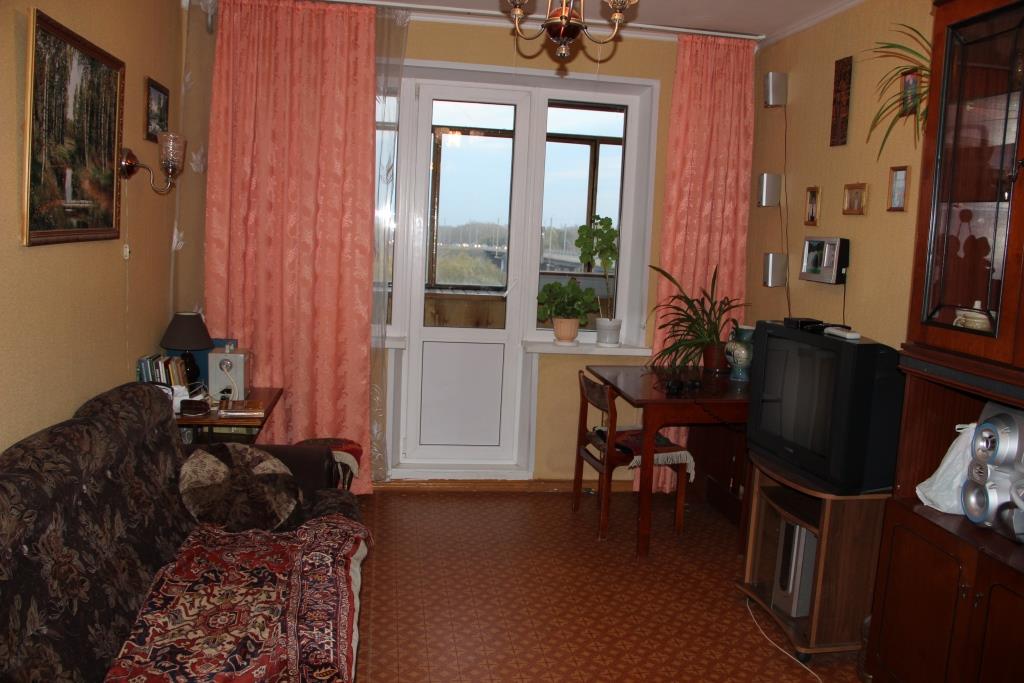 Продам 4-комнатную квартиру в городе Челябинск, фото 1, Челябинская область