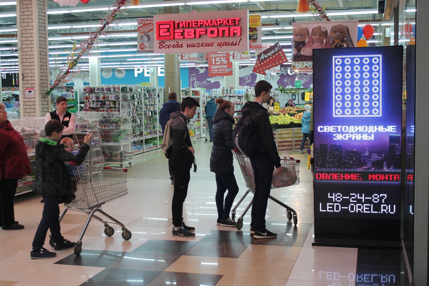 Светодиодный интерьерный экран P3 для рекламы и презентаций в городе Орёл, фото 2, телефон продавца: +7 (486) 248-24-87