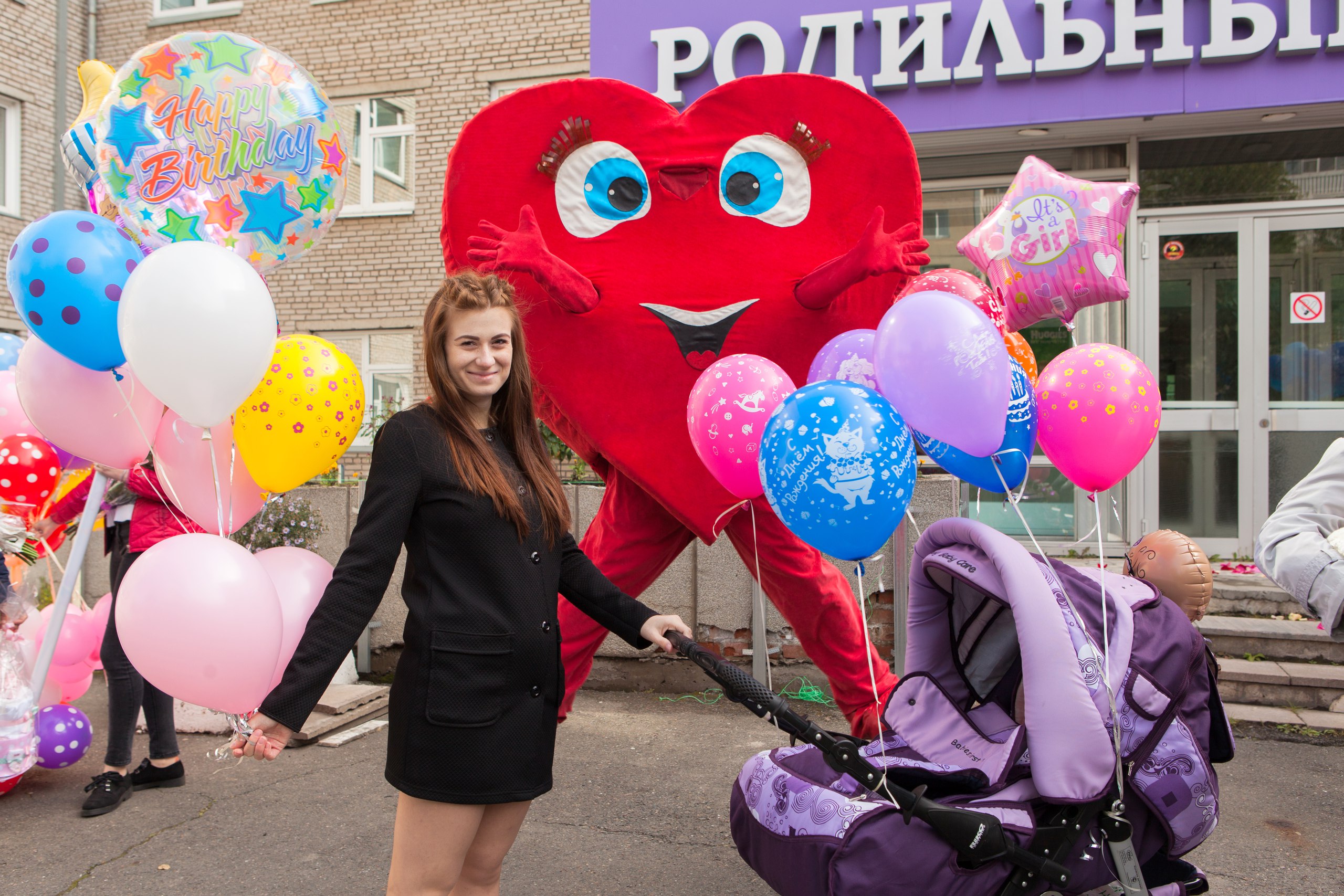 Встреча из роддома,выписка из роддома в городе Красноярск, фото 1, Красноярский край