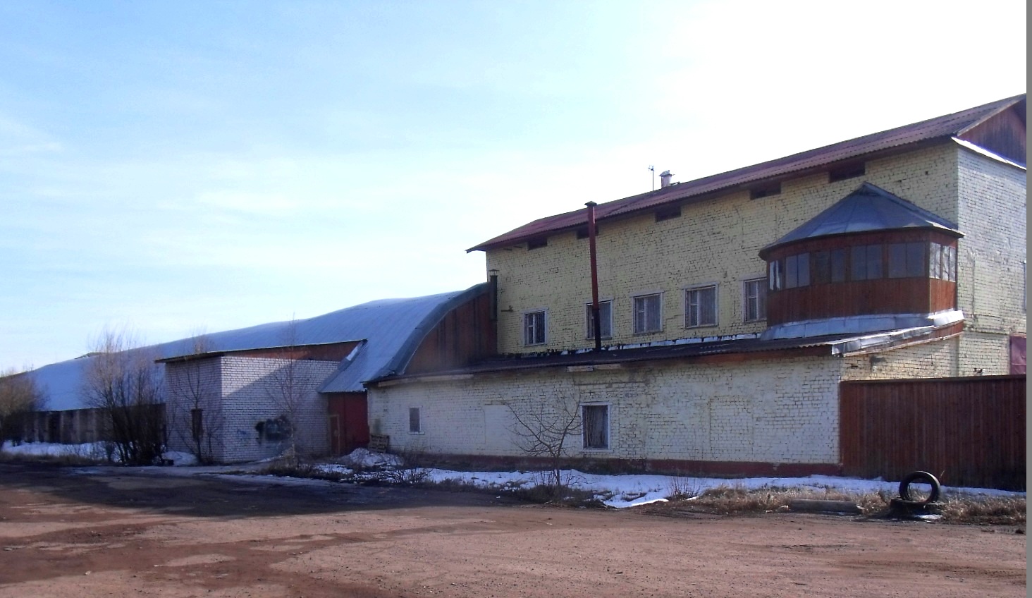 Офисно-складская база (11 500 руб./м2) в городе Тверь, фото 1, Тверская область