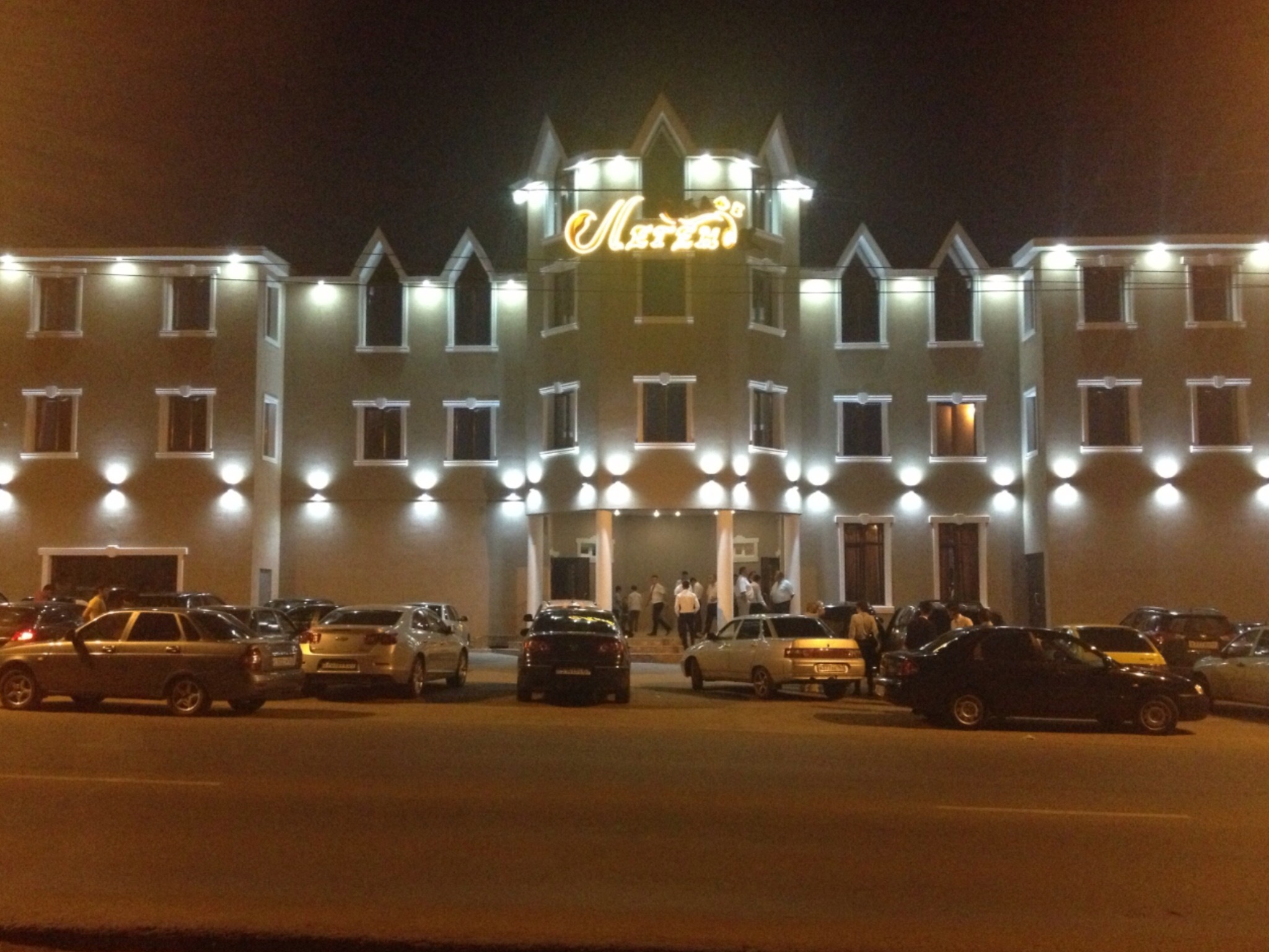 Продаю трёхэтажный действующий популярный в г.Самара ресторан  в городе Самара, фото 1, Самарская область