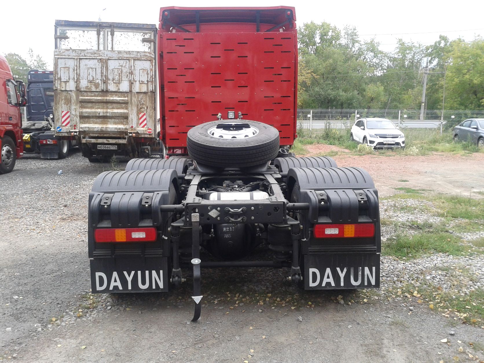 DAYUN CGC4250, CNG, 6х4, Euro V, подвеска рессора - пневмо в городе Челябинск, фото 5, Тягачи