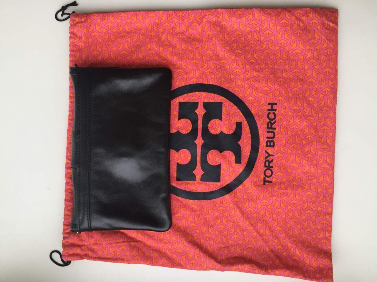 Клатч tory burch черный кожа сумка женская аксессуар оригинал кожаная бренд в городе Москва, фото 5, стоимость: 10 500 руб.