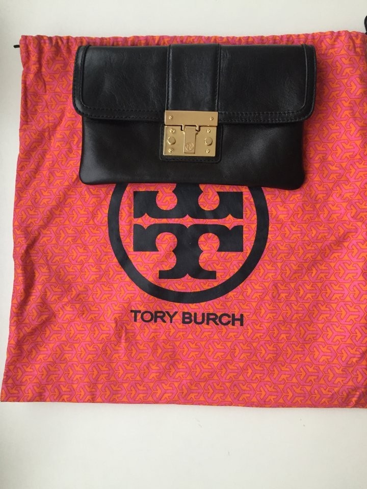 Клатч tory burch черный кожа сумка женская аксессуар оригинал кожаная бренд в городе Москва, фото 1, Московская область