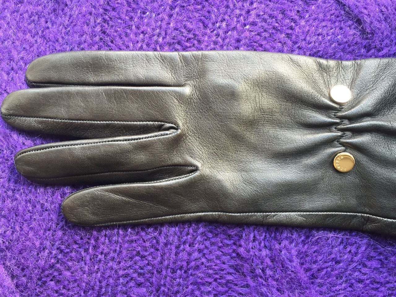 Перчатки новые versace италия кожа черные мех лиса песец двойной размер 7 7,5 44 46 s m в городе Москва, фото 7, Другие аксессуары