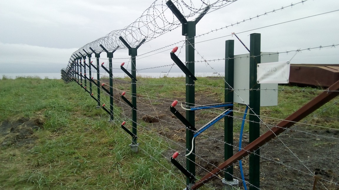 Своё производство и профессиональный монтаж колючих заграждений в городе Москва, фото 4, Московская область