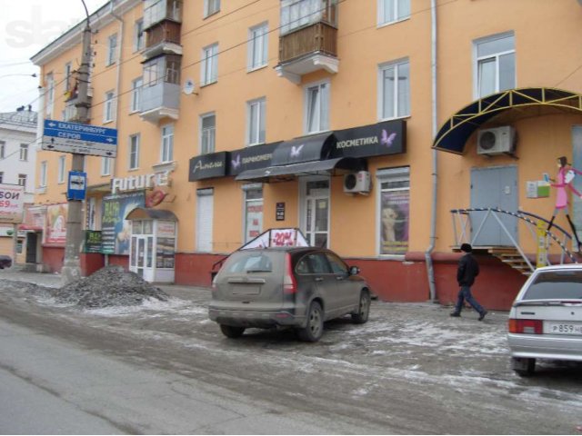 Сдается торговая площадь в центре 165 кв.м. в городе Нижний Тагил, фото 1, Аренда помещений свободного назначения