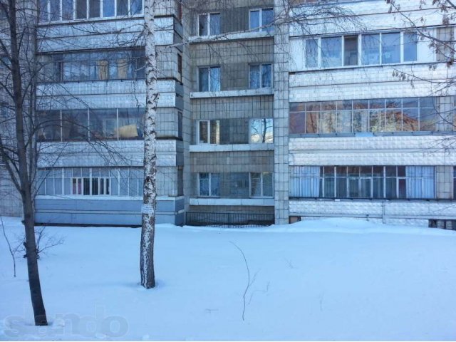 Продам квартиру под нежилое, Максимова 5 в городе Казань, фото 1, Продажа магазинов