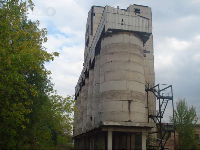 Продается в Омске прирельсовый склад сыпучих материалов в городе Нижневартовск, фото 1, Продажа складов